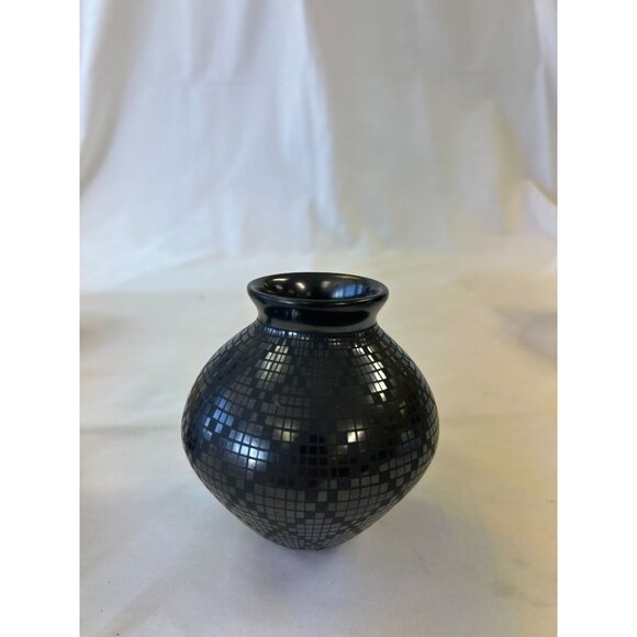Black & Silver Mosaic Design Ceramic Vase 4" Decorative Home Accent - Picture 1 of 2